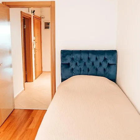 דירה Bosphorus View Oasis 3 Br- 2 Ba *