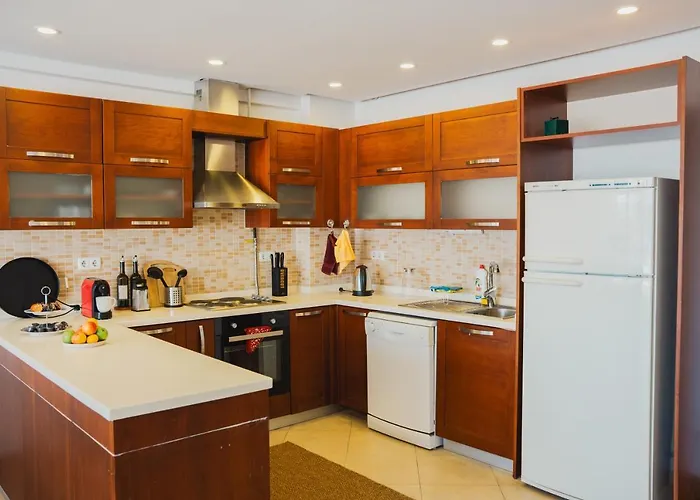 شقة Bosphorus View Oasis 3 Br- 2 Ba *