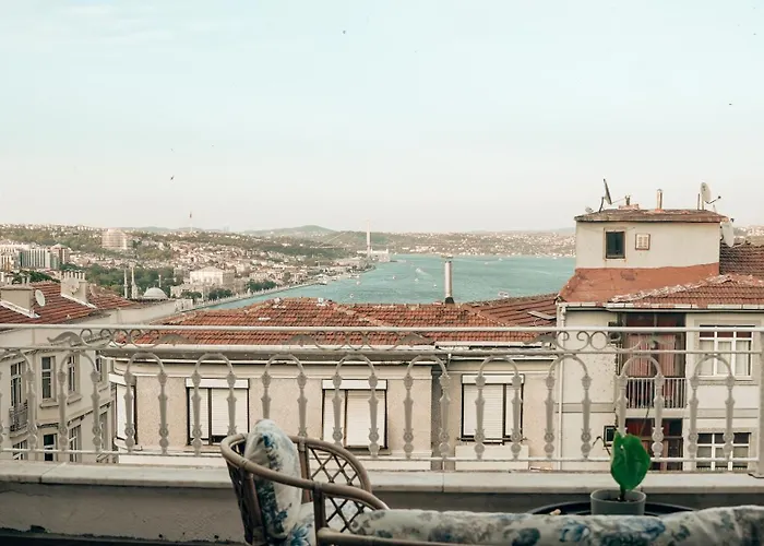Bosphorus View Oasis 3 Br- 2 Ba Appartement