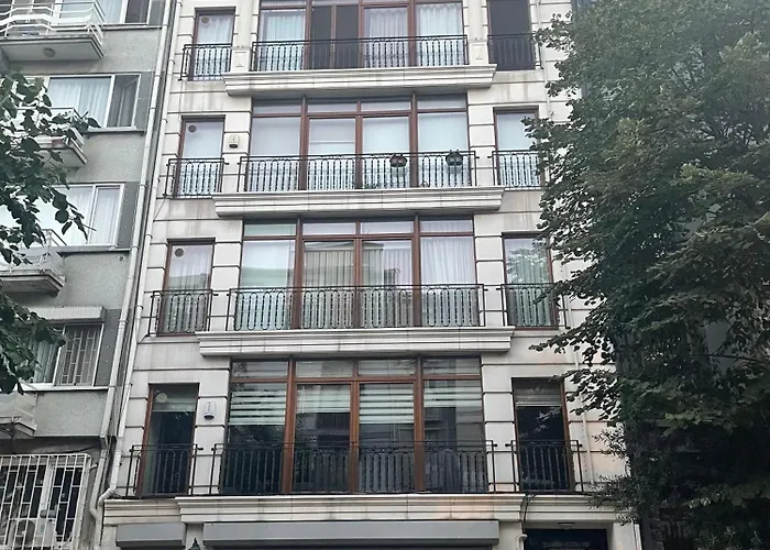 Bosphorus View Oasis 3 Br- 2 Ba Appartement *